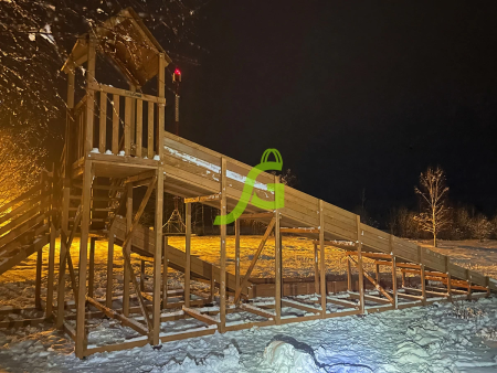 Зимняя горка "IgraGrad Snow Fox 12 м" с двумя скатами и выкатом 8 м